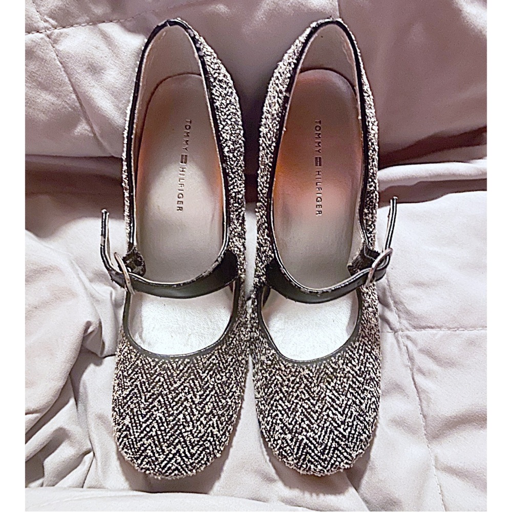 Shoes Heels Tommy Hilfiger Size 7M Women’s US Houndstooth Black and White Office